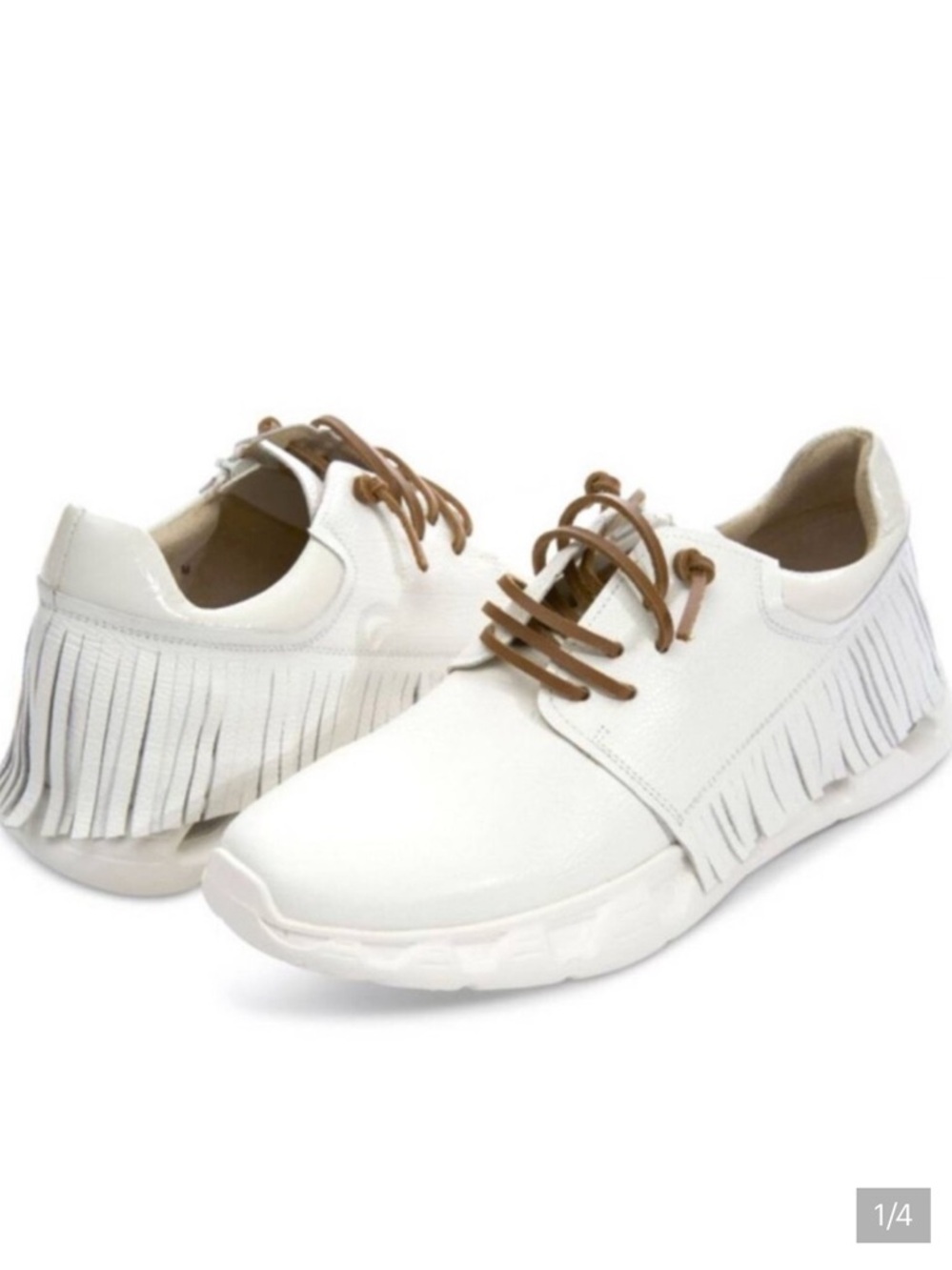 Vaneli sport White Leather Fringe Sneaker with Tan Laces Alvina Narrow 9.5 9.5N